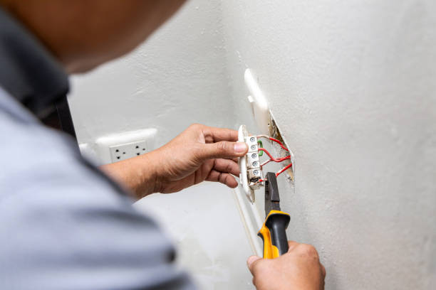 Best Electrical Troubleshooting Services  in Edgerton, OH